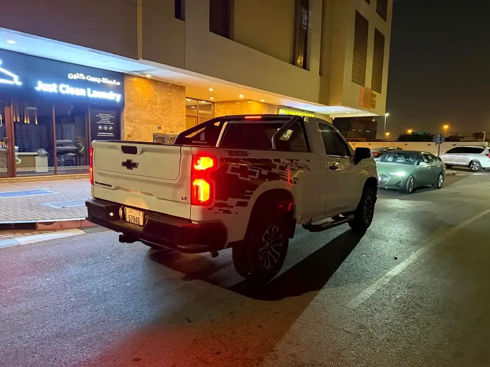 2021 Chevrolet Silverado 1500 LT Trail Boss GCC Specs - Image 4