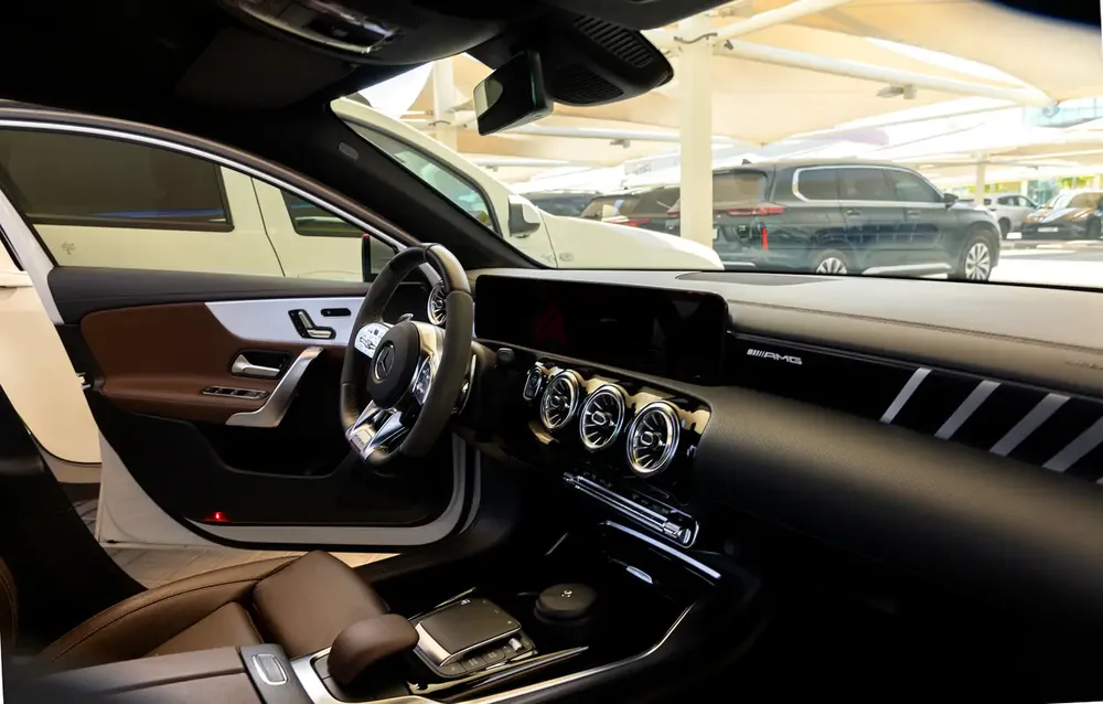 2021 Mercedes-Benz A-Class A 35 AMG - GCC Specs - Agency Maintained - Image 12