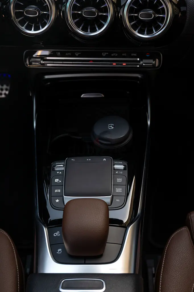 2021 Mercedes-Benz A-Class A 35 AMG - GCC Specs - Agency Maintained - Image 7