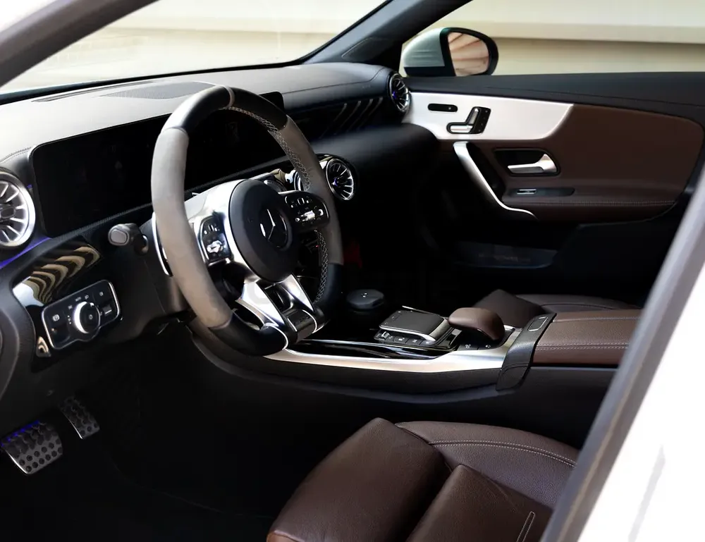 2021 Mercedes-Benz A-Class A 35 AMG - GCC Specs - Agency Maintained - Image 8