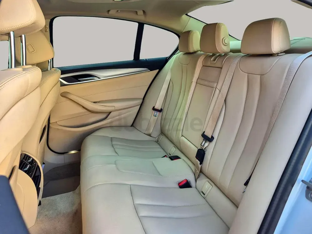 AED 1368/month | 2020 BMW 5-Series 520i | GCC Specs | Ref#456113 - Image 12