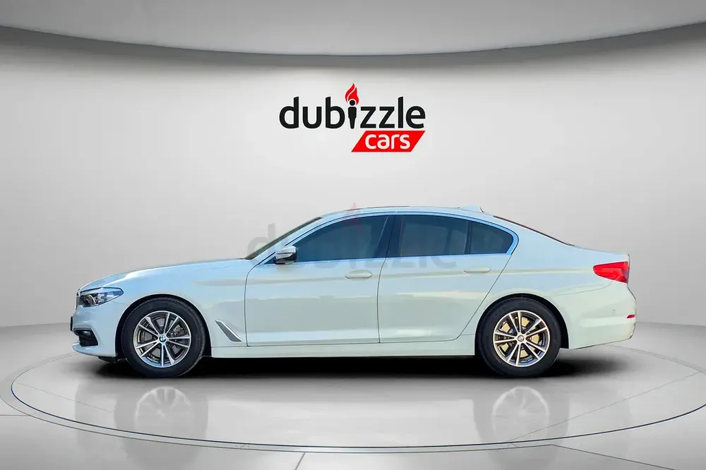 AED 1368/month | 2020 BMW 5-Series 520i | GCC Specs | Ref#456113 - Image 5