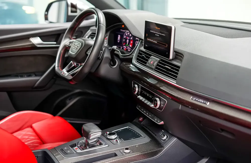 Aed 1,695/Month | Audi SQ5 quattro 2018 - GCC | Original Paint | Warranty - Image 13