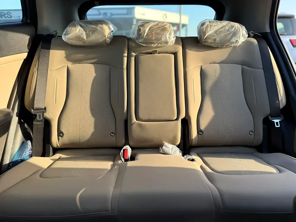 Kia Sportage 2026 GCC Specs Mid Option 2.0l petrol - Image 11