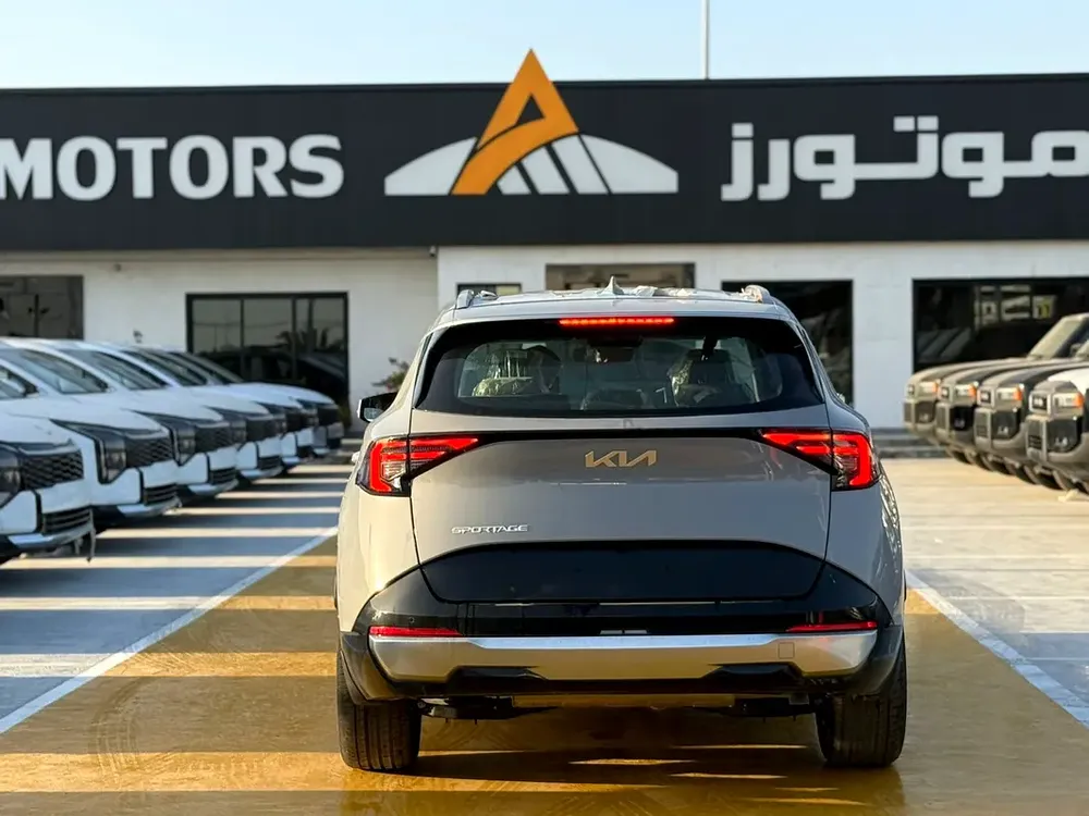 Kia Sportage 2026 GCC Specs Mid Option 2.0l petrol - Image 4