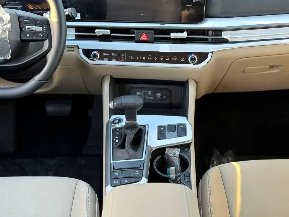 Kia Sportage 2026 GCC Specs Mid Option 2.0l petrol - Image 8