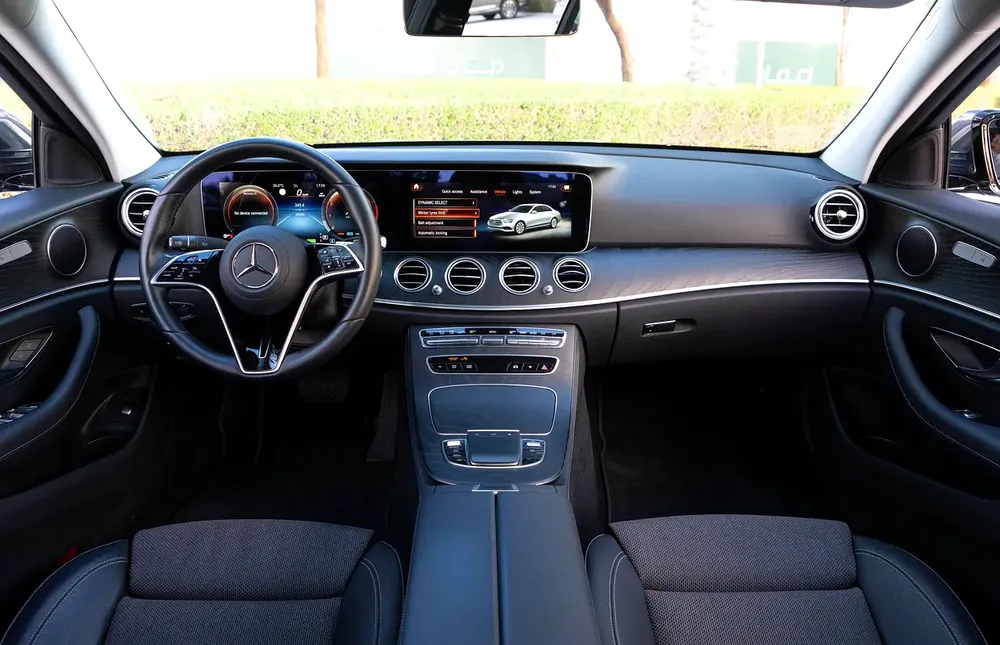 Mercedes E-200, Clean Title, Like Brand New, Directly From Owner! - Image 6