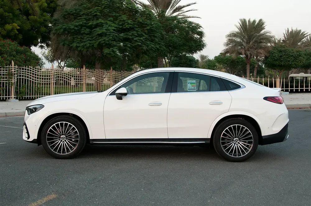 2026 Mercedes-Benz GLC 200 AMG 4MATIC Coupe | GCC | Dealer Service  Warranty Contract 105k Kms - Image 6