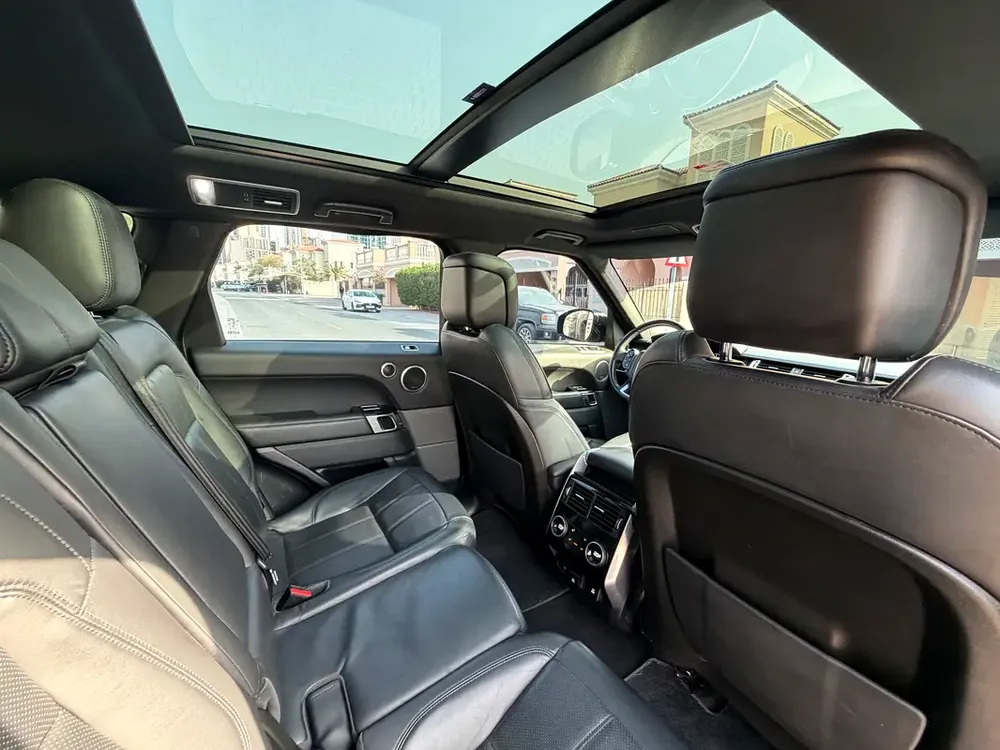 Land Rover Sport HST Dynamic Black Edition 2021 Low Mileage Excellent Condition - Image 18
