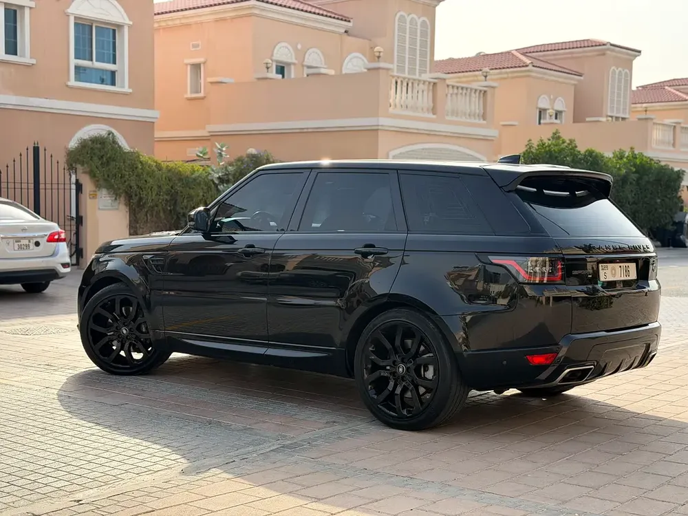 Land Rover Sport HST Dynamic Black Edition 2021 Low Mileage Excellent Condition - Image 7