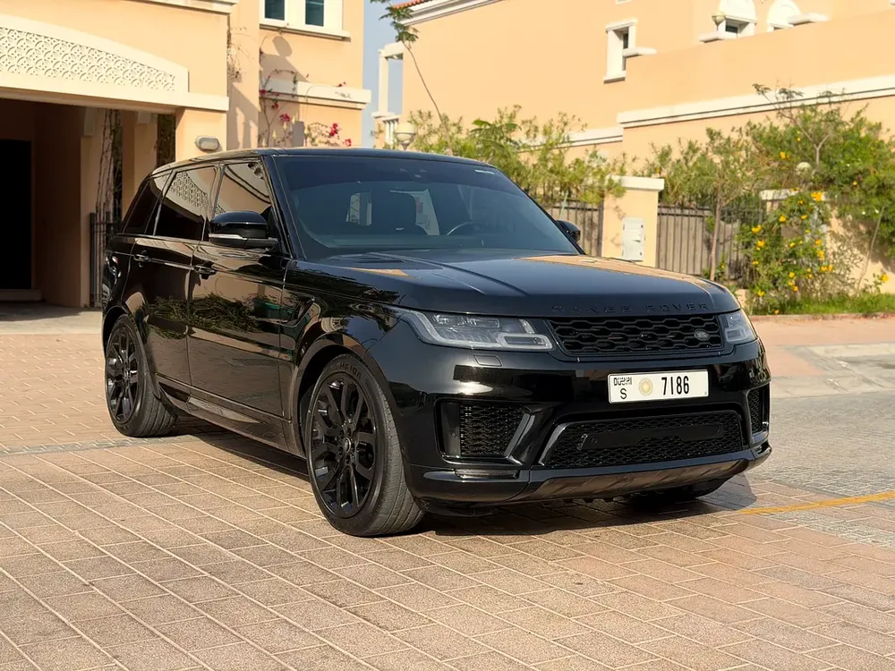Land Rover Sport HST Dynamic Black Edition 2021 Low Mileage Excellent Condition - Image 9