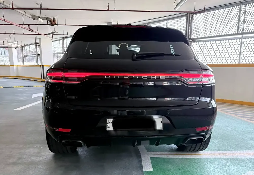 2017 Porsche Macan upgraded look  trims | American Specs | Pristine Condition - Image 10