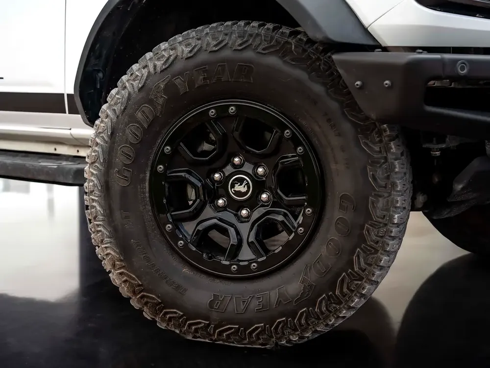 0% DOWN PAYMENT! | SAVVY-BUY | GUARANTEED BUY-BACK | BRONCO WILDTRAK 3-DR | 625-POINT VERIFIED - Image 7
