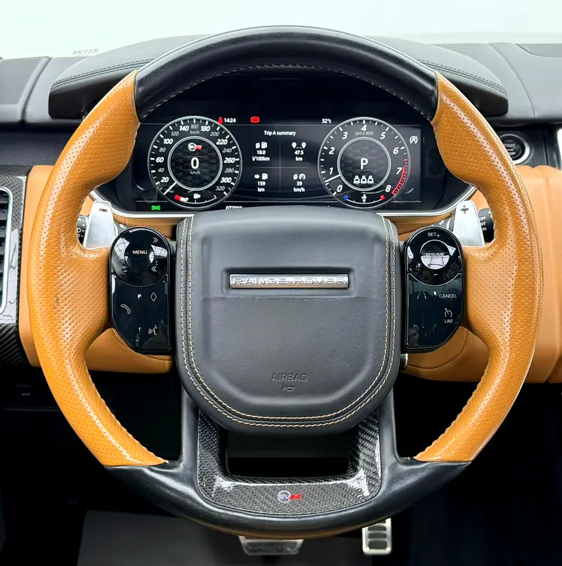 2022 Range Rover Sport SVR, 2027 RR Warranty + Service Pack, Full RR Service History, GCC - Image 15
