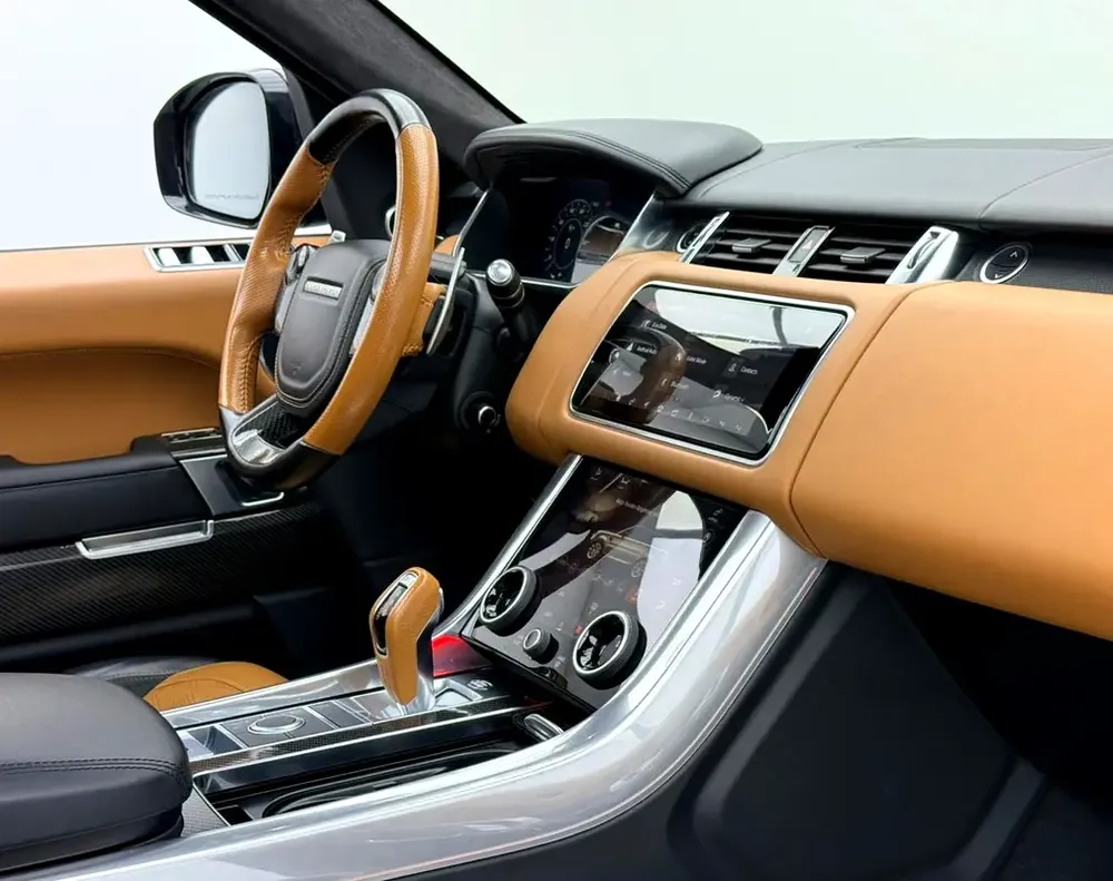 2022 Range Rover Sport SVR, 2027 RR Warranty + Service Pack, Full RR Service History, GCC - Image 7