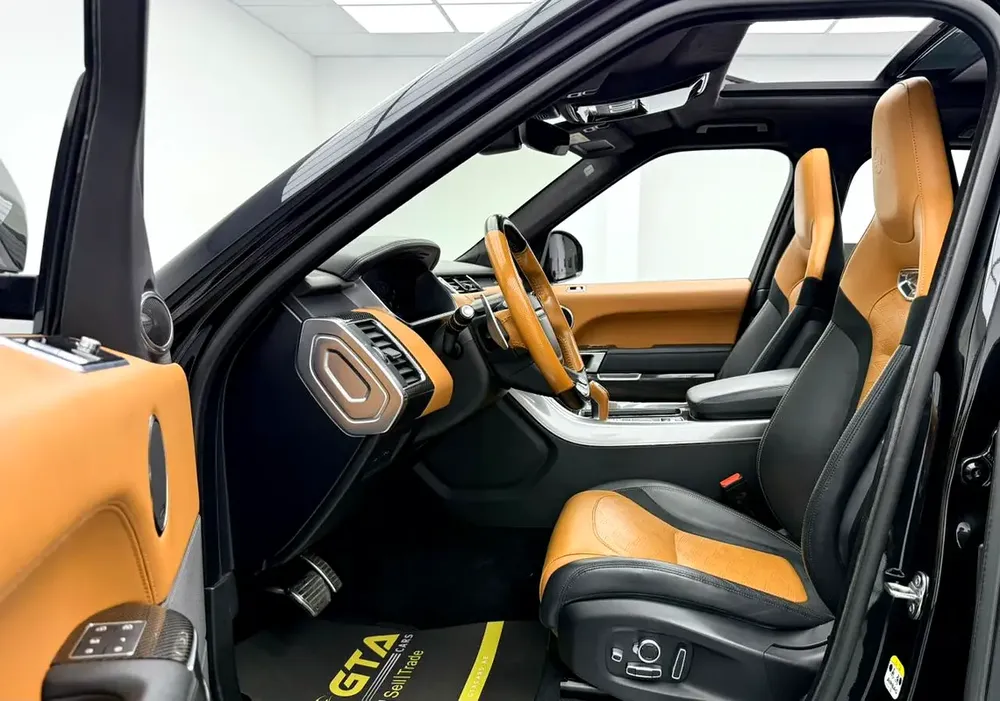 2022 Range Rover Sport SVR, 2027 RR Warranty + Service Pack, Full RR Service History, GCC - Image 8