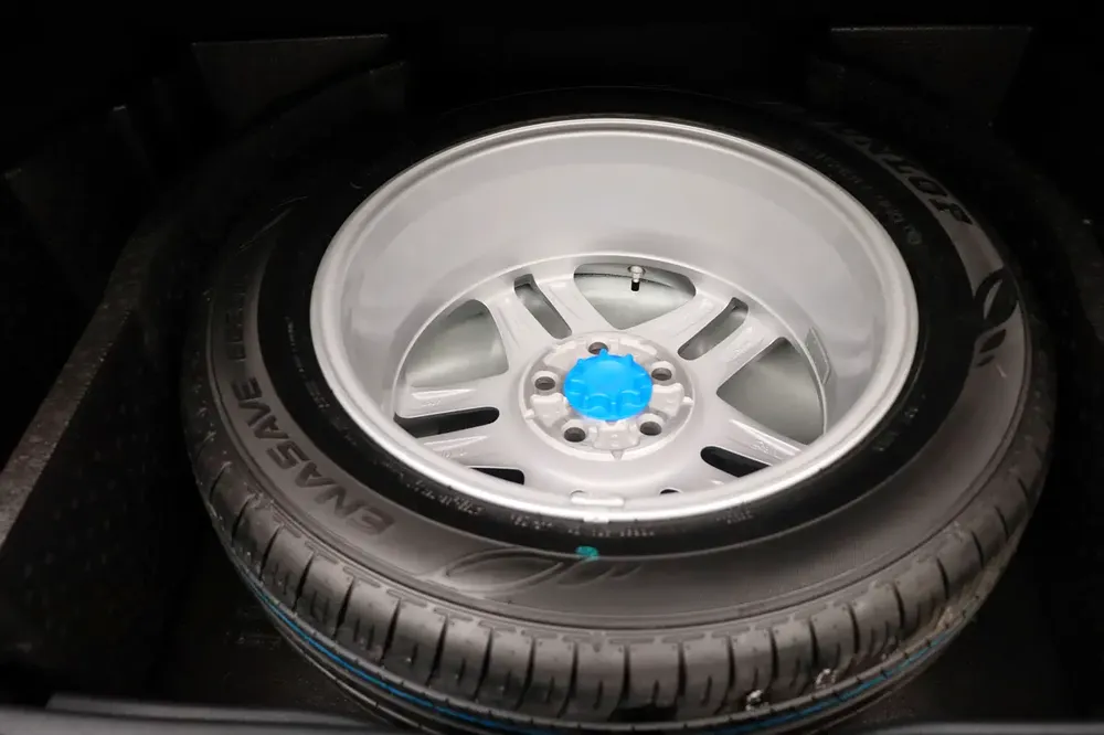 CH-R 5 DR 4X2 H 1.8L CVT VX RA*2 YEARS FREE SERVICING* - Image 18