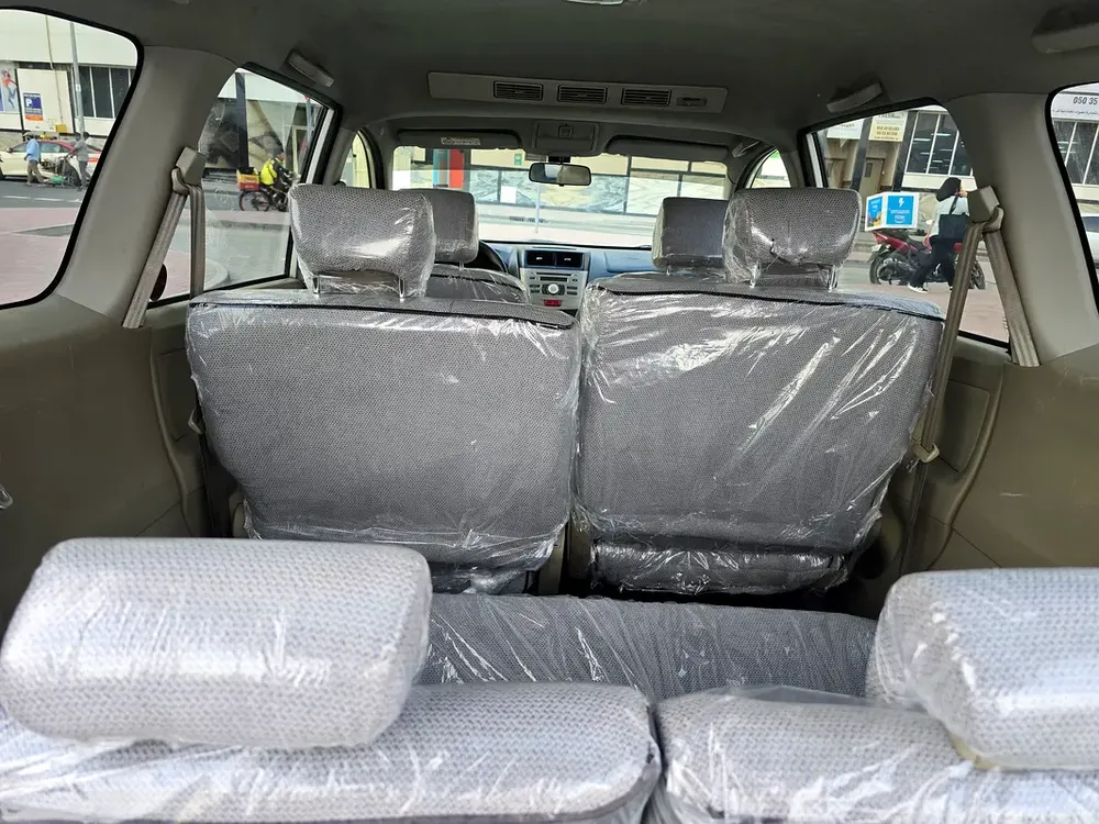 Toyota Avanza SE 2015 - GCC Specs - Well Maintained - Image 12