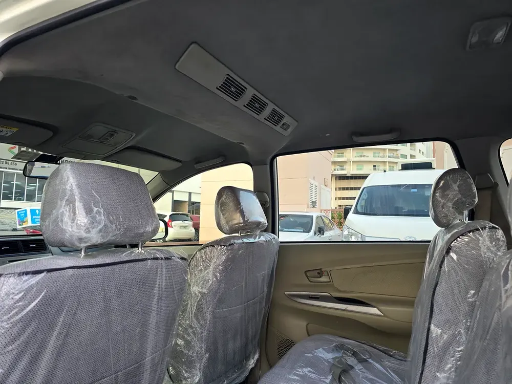 Toyota Avanza SE 2015 - GCC Specs - Well Maintained - Image 8
