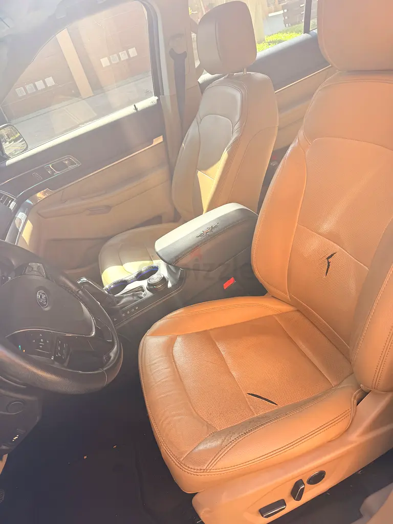 Ford Explorer 2017 - Image 9
