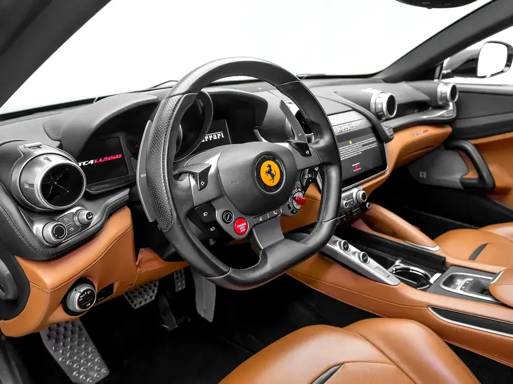 2019 | Ferrari | GTC4Lusso | GCC Spec | With Service Contract - Image 8