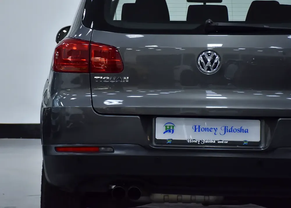 BIG TIME OFFER FOR 3 DAYS! CASH ONLY! Volkswagen Tiguan ( 2016 Model ) GCC Specs - Image 9