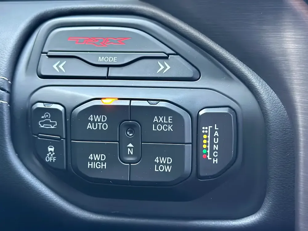 2024 RAM TRX || 6.2L SC V8 || AWD 702bhp || CLEAN CARFAX || CLEAN TITLE || - Image 12