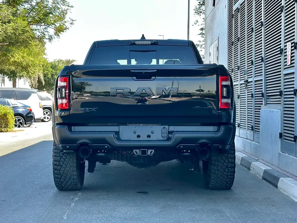 2024 RAM TRX || 6.2L SC V8 || AWD 702bhp || CLEAN CARFAX || CLEAN TITLE || - Image 4