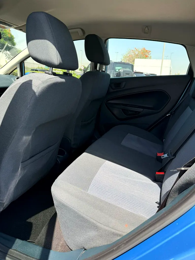Ford Fiesta Sport 2012 GCC Specs Lady driven Single Owner Used car For Sale - Image 10