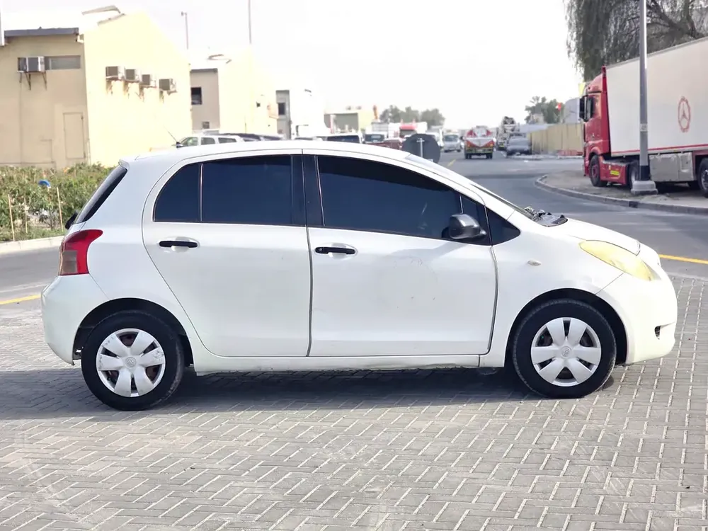 Toyota Yaris 2008 GCC Specs 5 set - Image 10