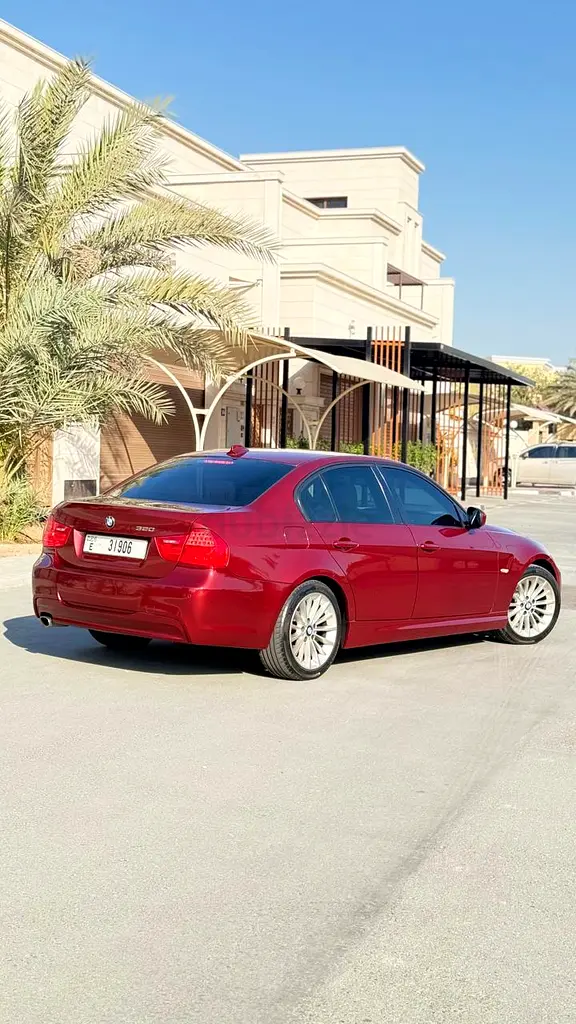 BMW 3-Series 320i 2012 - GCC Specs - Excellent Condition - Image 5