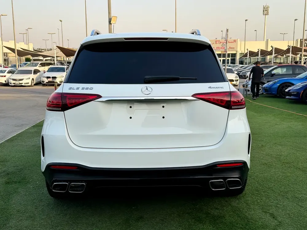 GLE 350 AMG kit ( 7 seater ) very good condition usa specs - Image 6