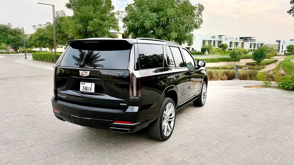 2025 Cadillac Escalade Sport Platinum | GCC Specs | Brand New - Image 4