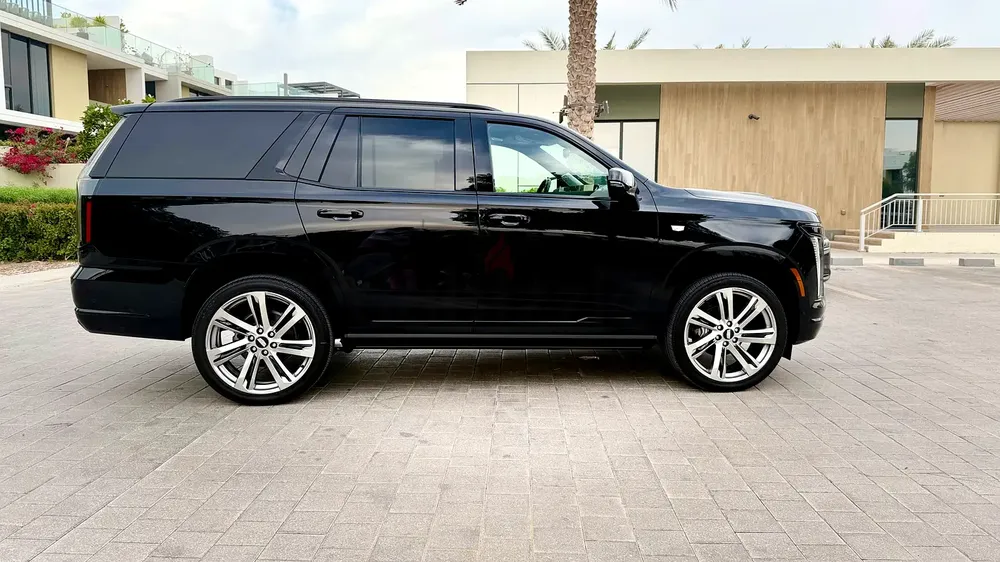 2025 Cadillac Escalade Sport Platinum | GCC Specs | Brand New - Image 6