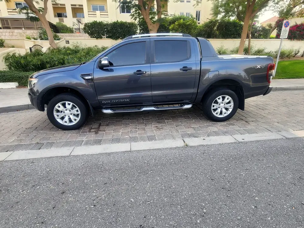 4X4 DIESEL 2015 Ford Ranger 3.2L || GCC Specs ||Well maintained single owner used - Image 5