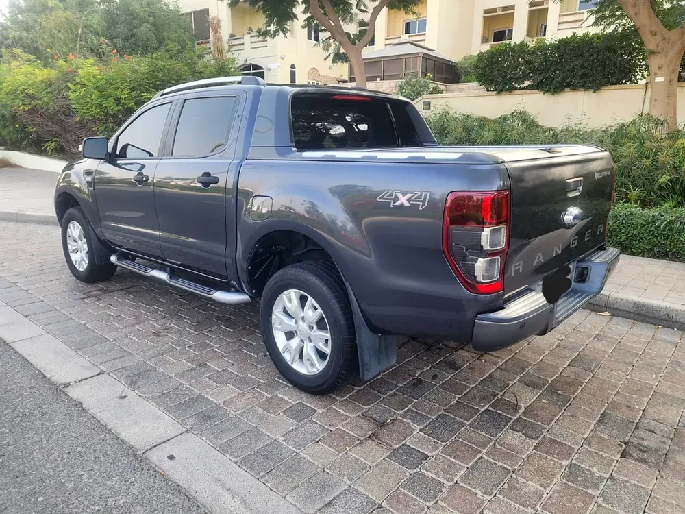 4X4 DIESEL 2015 Ford Ranger 3.2L || GCC Specs ||Well maintained single owner used - Image 6