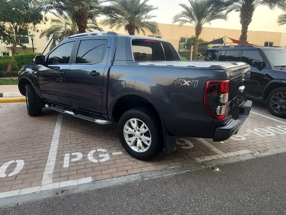 4X4 DIESEL 2015 Ford Ranger 3.2L || GCC Specs ||Well maintained single owner used - Image 7