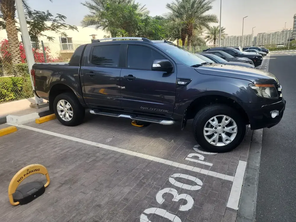 4X4 DIESEL 2015 Ford Ranger 3.2L || GCC Specs ||Well maintained single owner used - Image 8