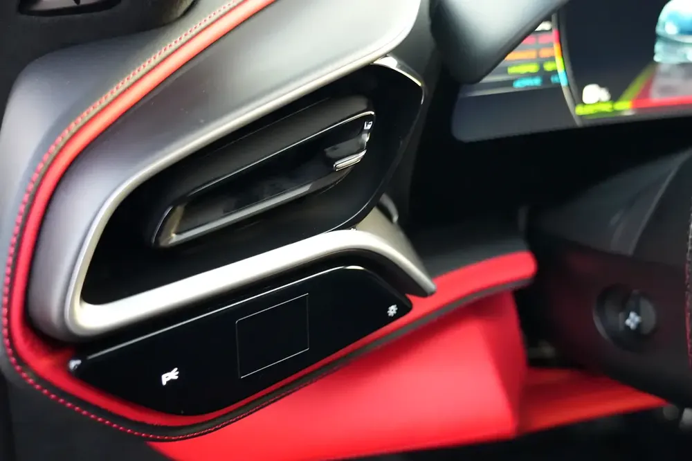 2023 Ferrari 296 GTB | 830 HP Hybrid Supercar | Brand New – 185 KM | GCC Al Tayer Warranty  Service - Image 17
