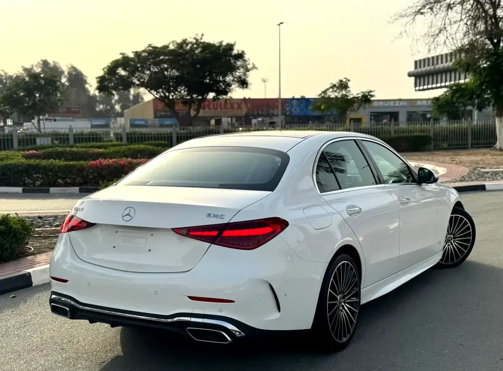 2024 Mercedes-Benz C-Class C200 | GCC Specs | Mint Condition - Image 11