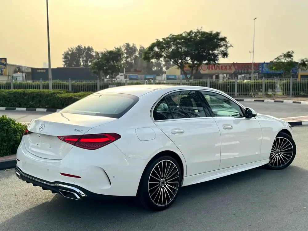 2024 Mercedes-Benz C-Class C200 | GCC Specs | Mint Condition - Image 13