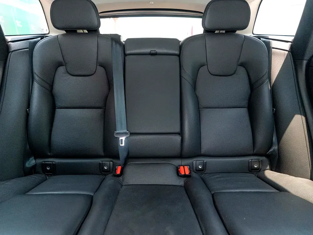 JANUARY FLASH-FREEZE | 2024 VOLVO XC60 B5 CORE | MILD-HYBRID LUXURY SUV | AGENCY WARRANTY - Image 13