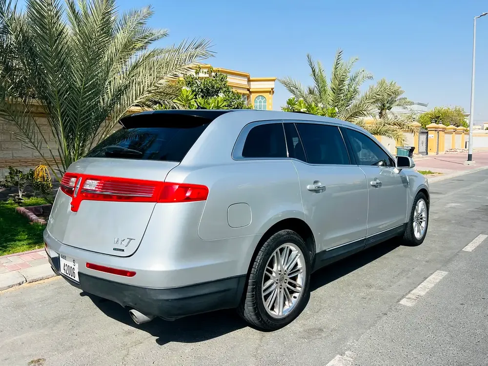 2015 Lincoln MKT top option GCc - Image 6