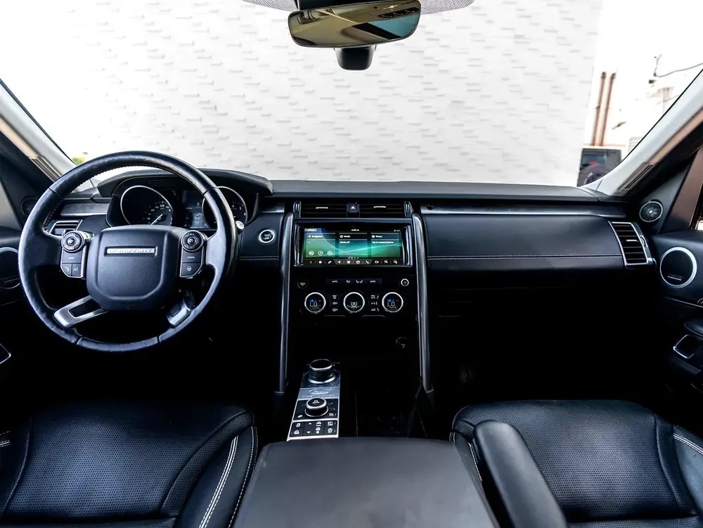 0% DOWN PAYMENT | ⚡ JUNE EDITION | DISCOVERY HSE LUXURY | BUY-BACK GUARANTEE | SERVICE HISTORY - Image 17