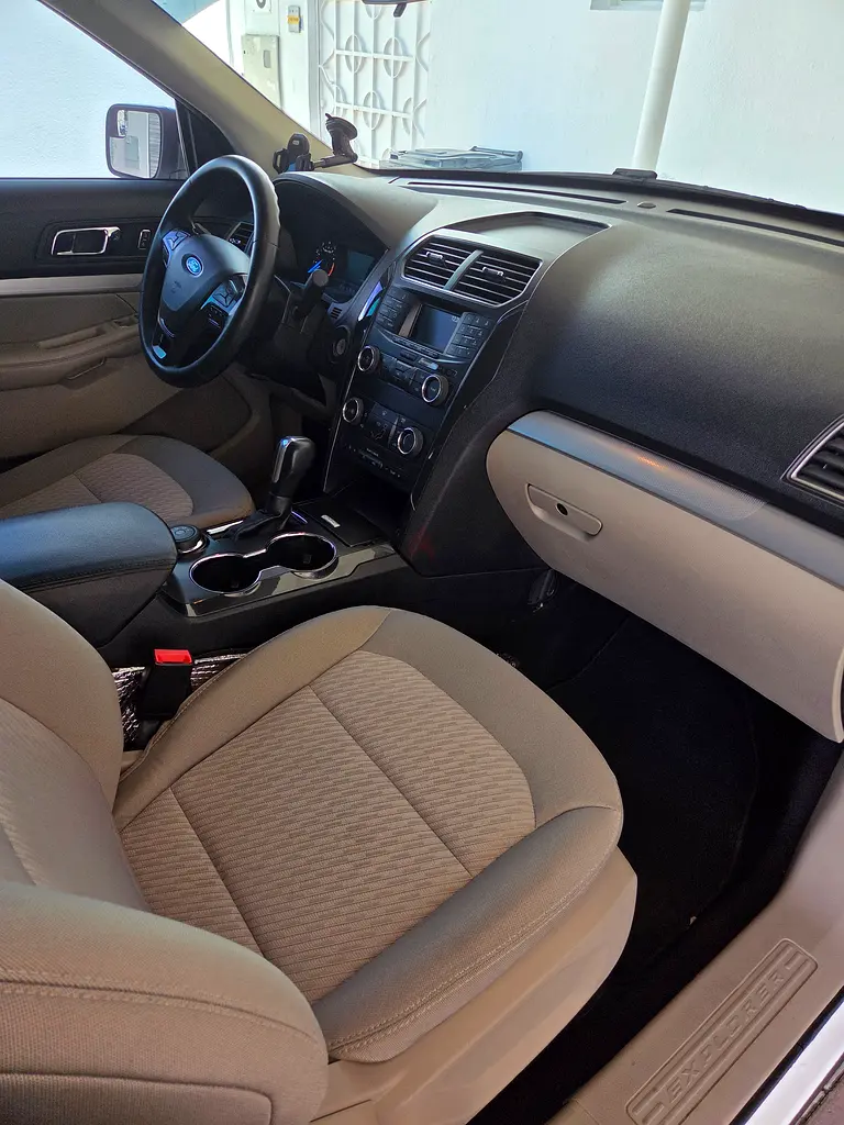 Ford Explorer 2019 Base GCC Specs - Image 11