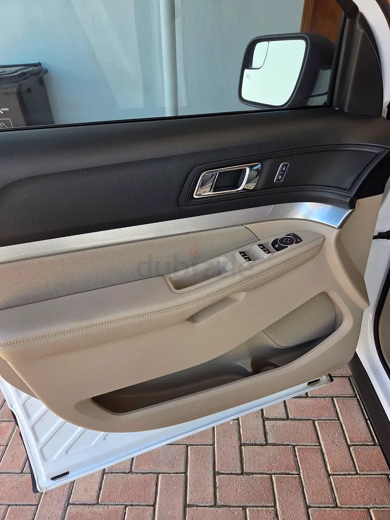 Ford Explorer 2019 Base GCC Specs - Image 12