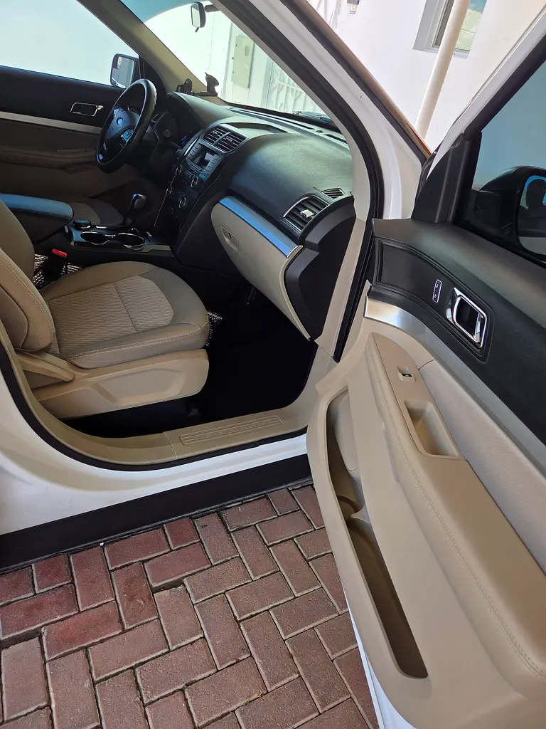 Ford Explorer 2019 Base GCC Specs - Image 13