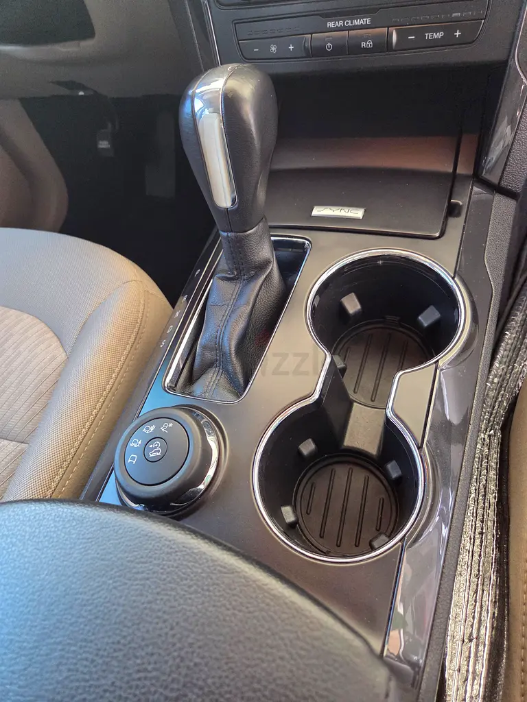 Ford Explorer 2019 Base GCC Specs - Image 17