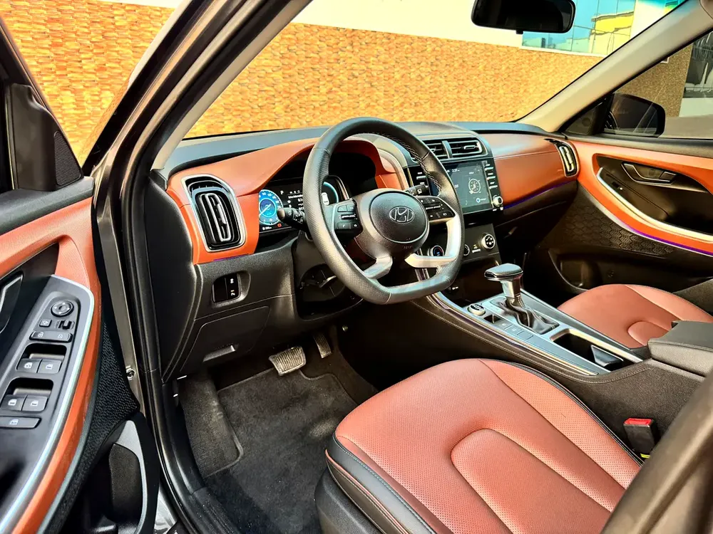 GRAND CRETA | 7 SEATER | 2.0 4 CYLINDER | FREE SERVICE | AGRNCY WARRANTY | ORIGINAL PAINT | 2 KEYS - Image 10