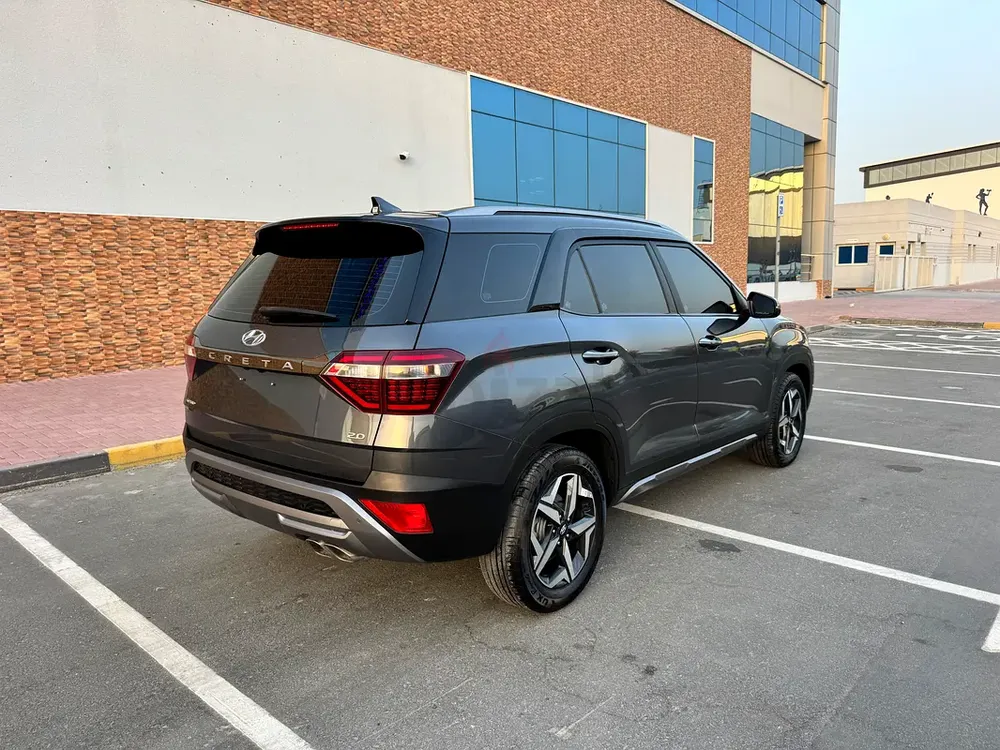 GRAND CRETA | 7 SEATER | 2.0 4 CYLINDER | FREE SERVICE | AGRNCY WARRANTY | ORIGINAL PAINT | 2 KEYS - Image 6